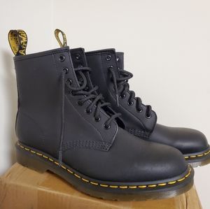 Dr. Marten's 1460 Boots
